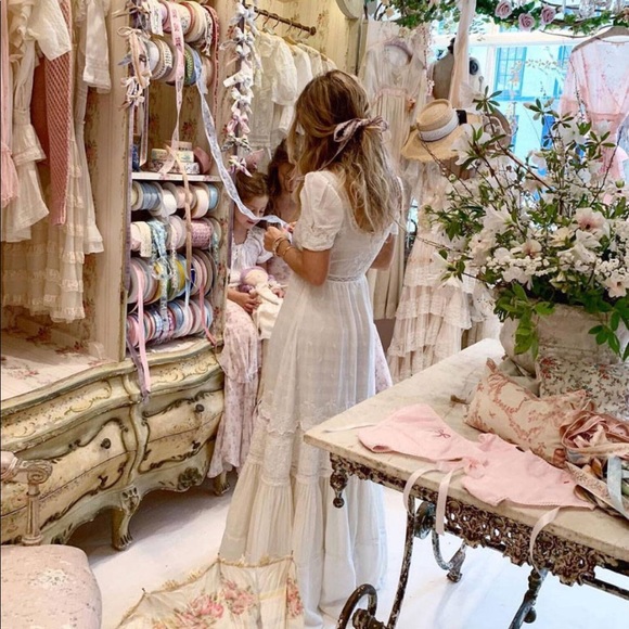 LoveShackFancy FAMOUS Dress Founder Fave - Picture 4 of 13